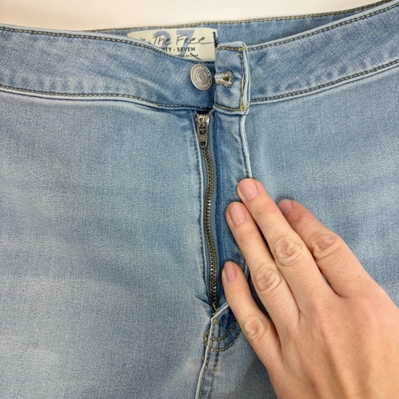 Free People Flare Float On Pant in Love Letters Size 27 - Picture 4 of 15